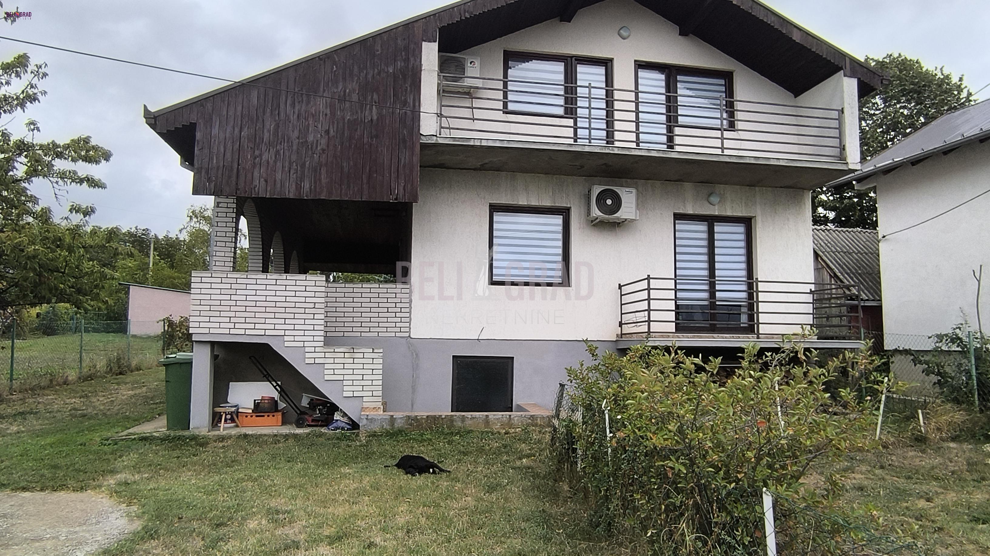 Ostružnica, Pionirska