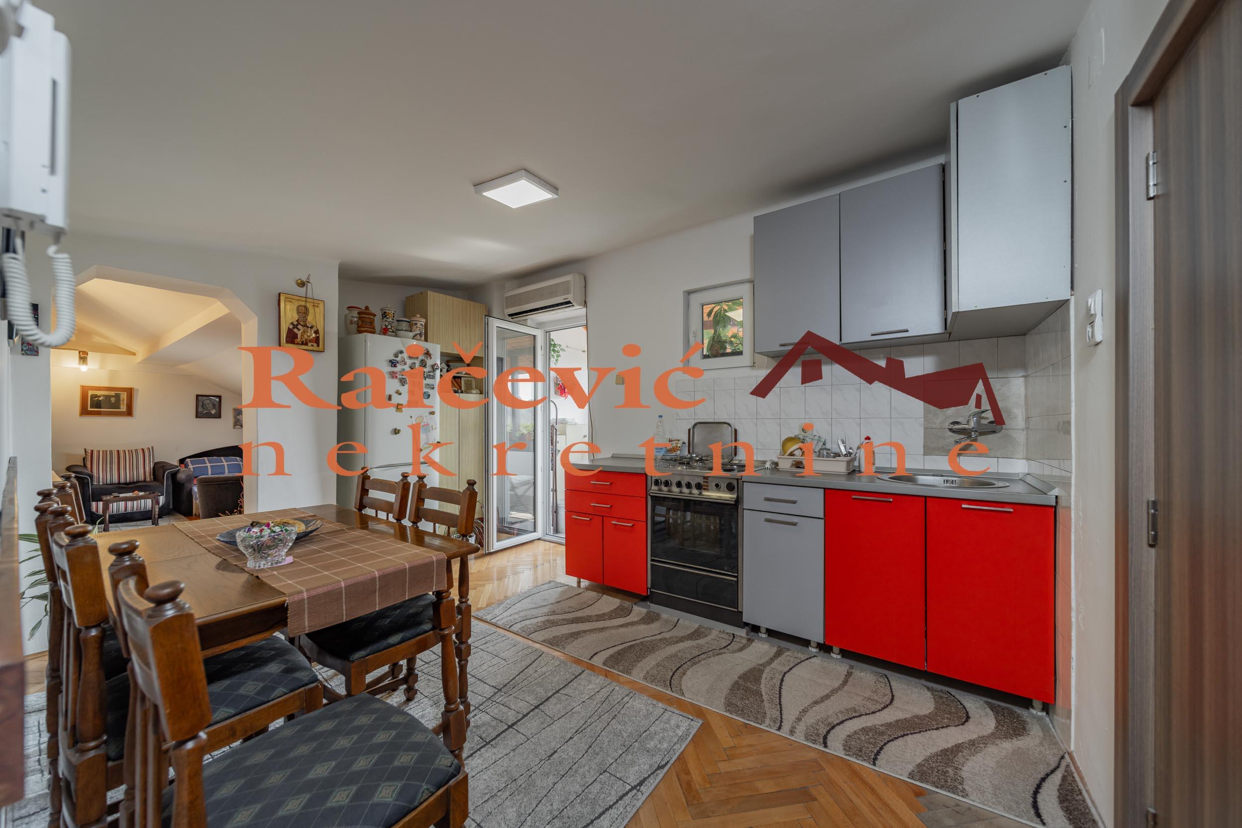 NOVI BEOGRAD PAVILJONI 47m2 , T ,125000e