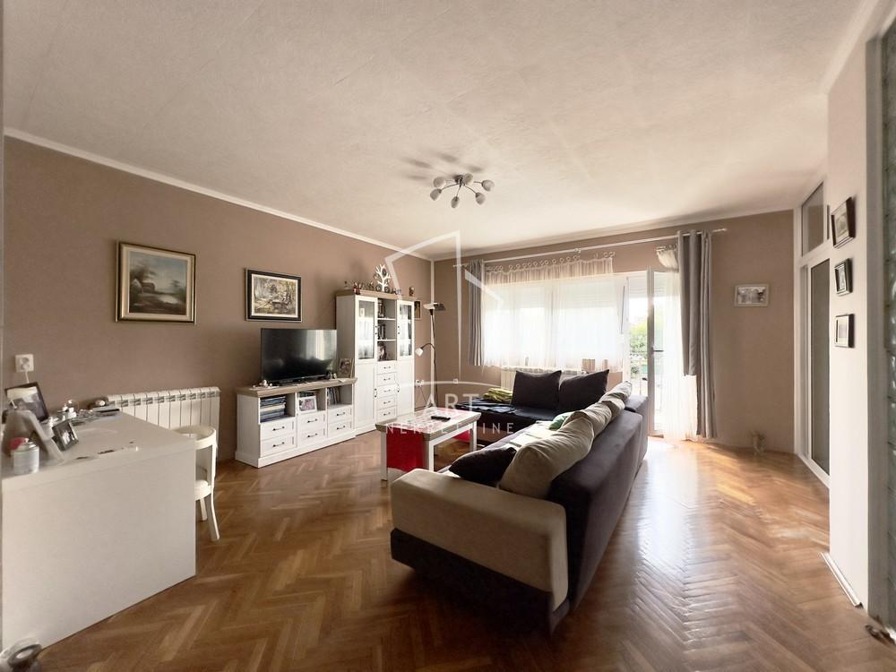 Višenamenska kuća, Novi Banovci ID#12145