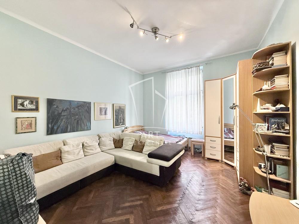 Skadarlija, odlična lokacija, mereno 83m2 ID#12166