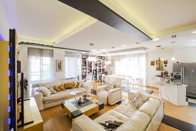 Izdajemo lux 4.0 stan sa garažom, Blok 19a, 139m2