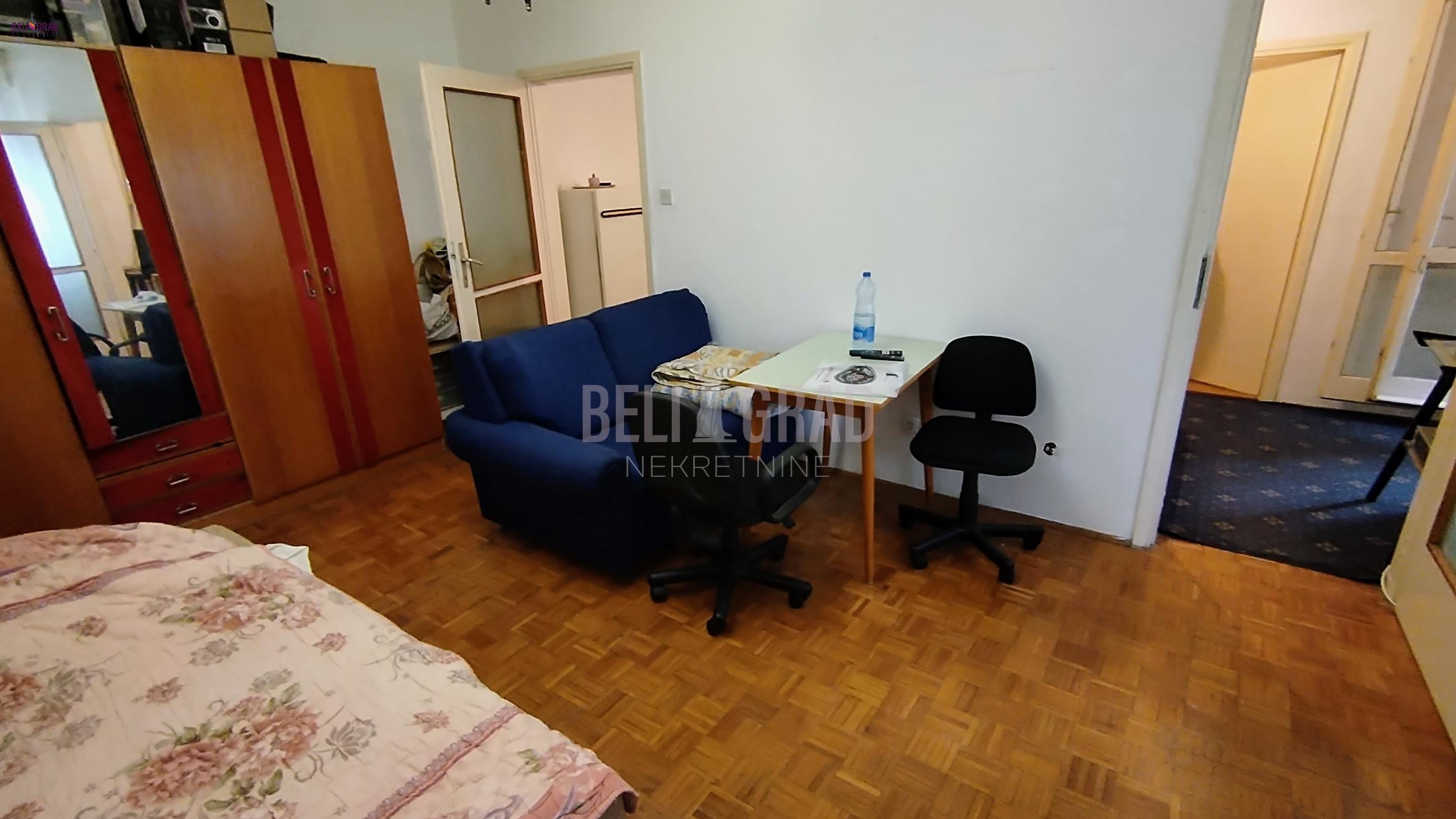 Komforan, jednosoban, adaptibilan stan