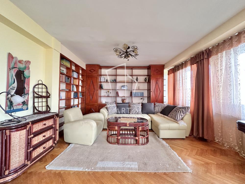 Vračar, odličan 4.s, mereno 120m2 ID#12075