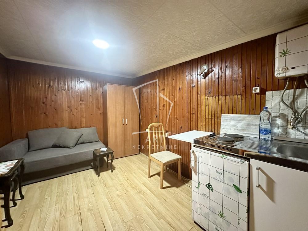 Garsonjera na odličnoj lokaciji, mereno 15m2 ID#12454