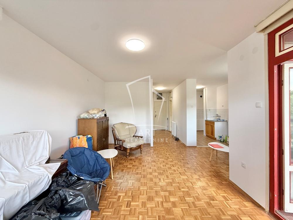 Banjica, funkcionalan, mereno 90m2 ID#12495