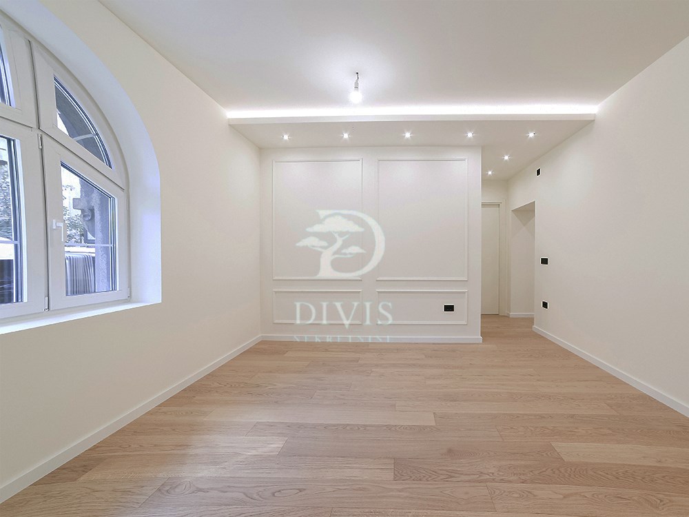 Renoviran 3.0 stan kod Skadarlije, 70m2, parking