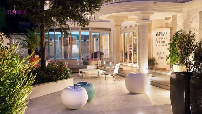 Prelepa vila na Dedinju