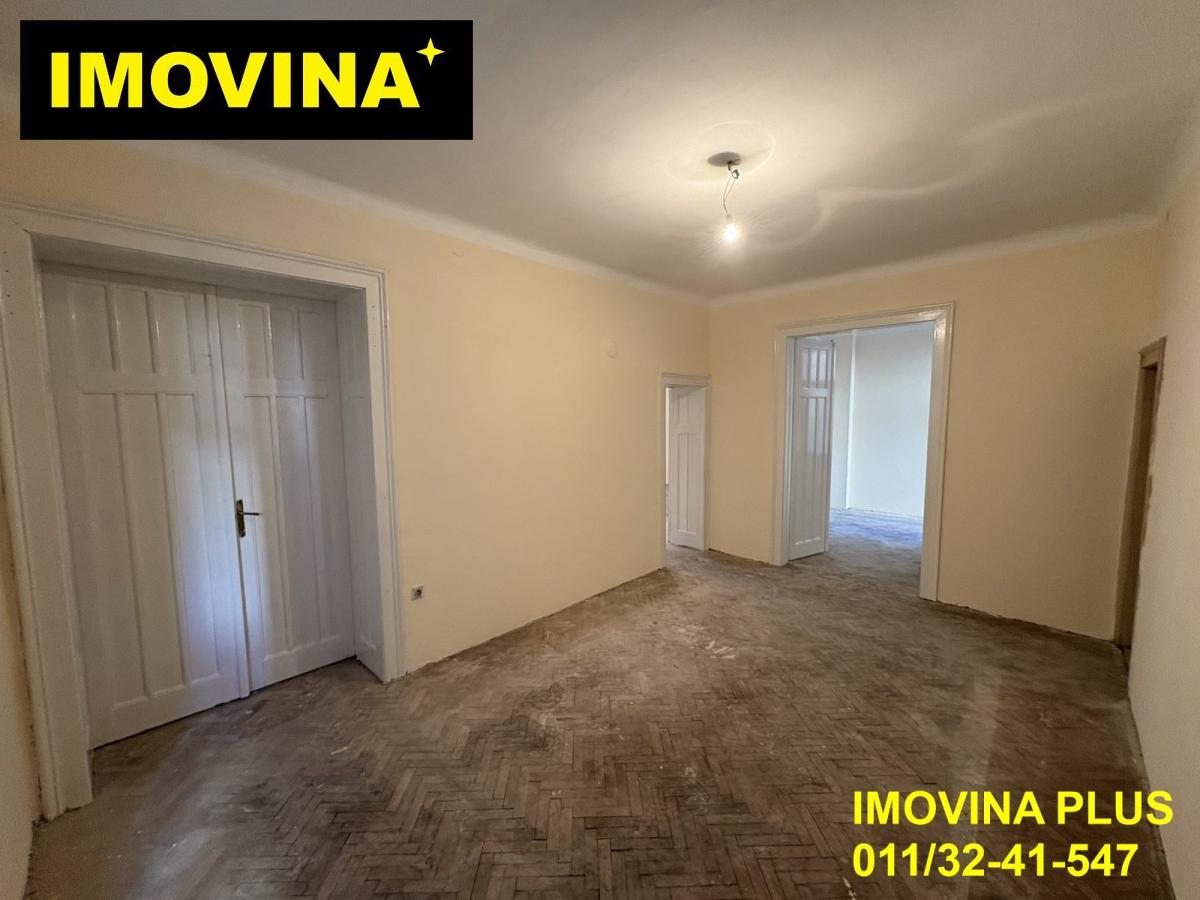 Odličan 4.0, salonac - Šantićeva