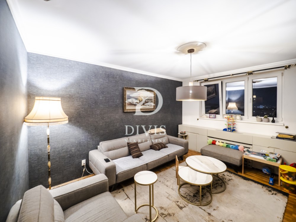 Mileševska, Crveni krst, 4.0 dvoetažni stan, 89m2