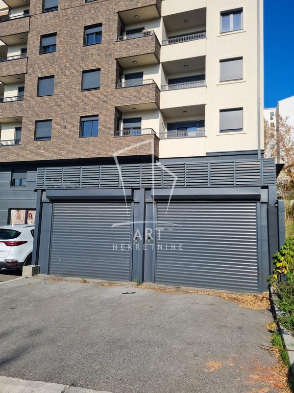 Crveni krst, garažno mesto ID#12821