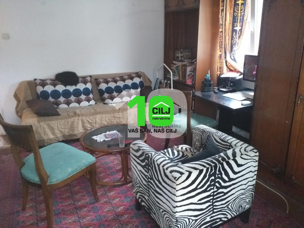 Vertikala kuće, Voždovac, kod bioskopa, 130m2 / 2,67ari ID#1