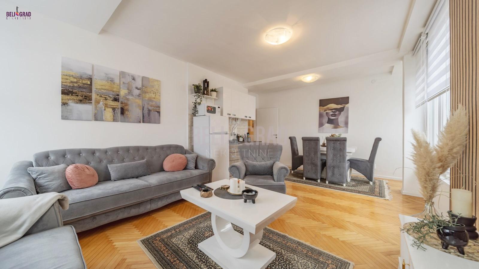 Fontana, renoviran 2.5