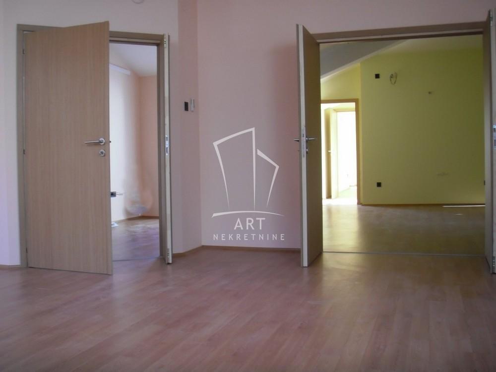 Centar, pešačka zona, 127m2 ID#12923