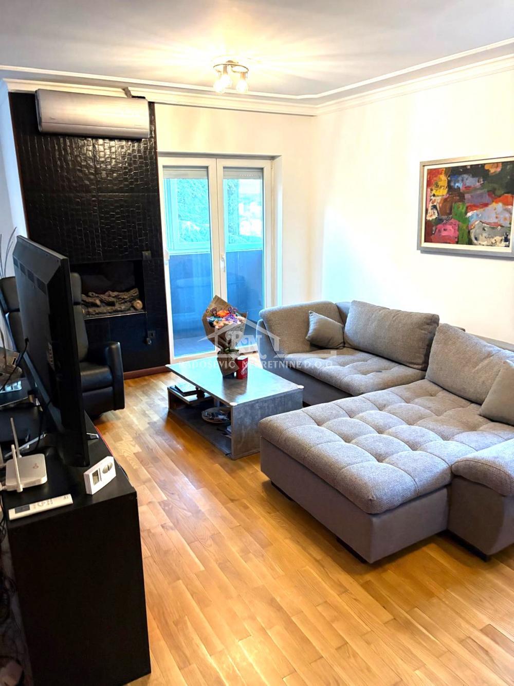 Rakovica, Skojevsko naselje, Luke Vojvodića, 95m2, dupleks I