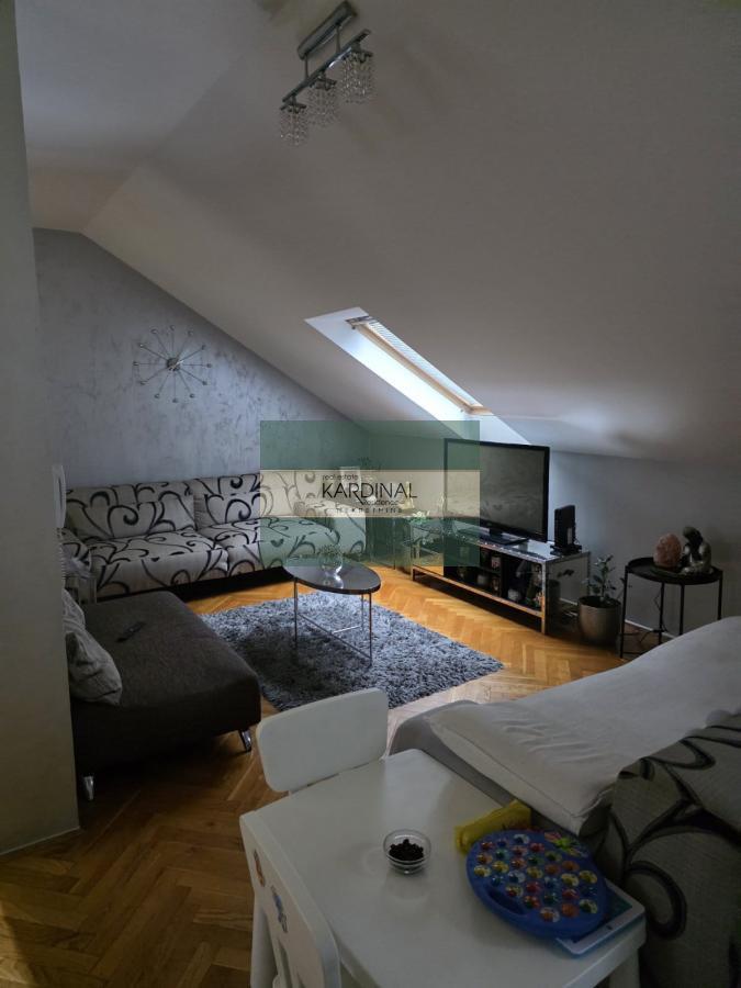 POLUNAMŠTEN DUPLEKS NA FENOMENALNOJ LOKACIJI!