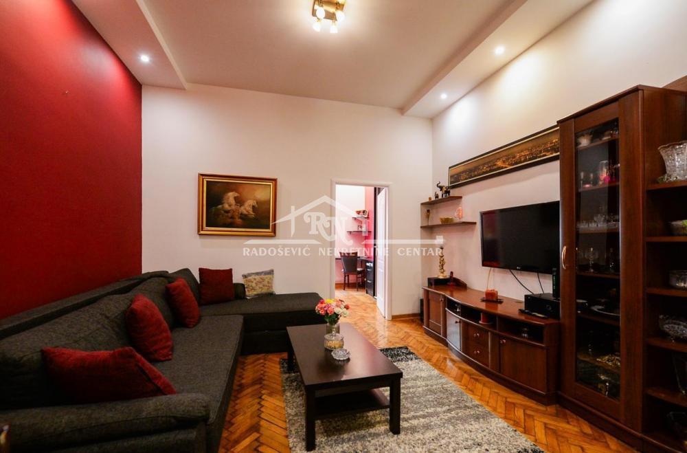 Vračar, Resavska, 86m2, salonski, uknjižen ID#1574