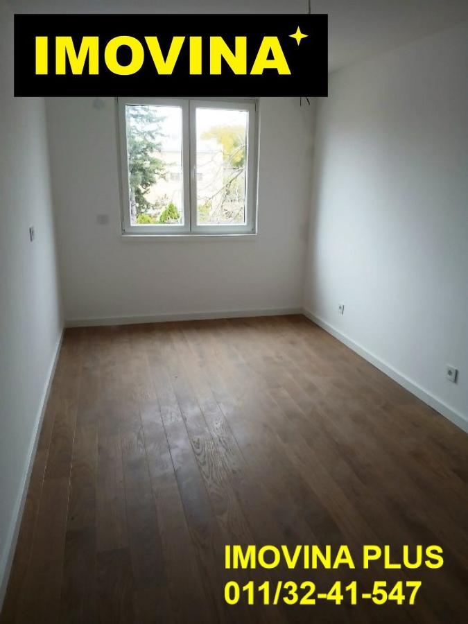 Novogradnja, stanovi u ulici Cara Dušana