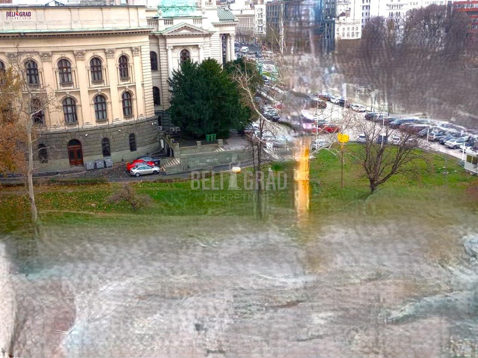 Vlajkovićeva, izuzetna lokacija