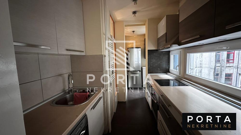 LUX TROSBAN STAN – Blok 23, Milutina Milankovića ID#1584