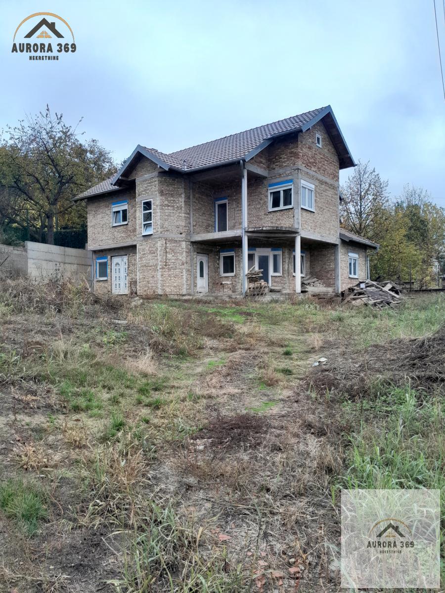 SREMSKA KAMENICA-NOVI SAD ODLIČNA KUĆA U IZGRADNJI