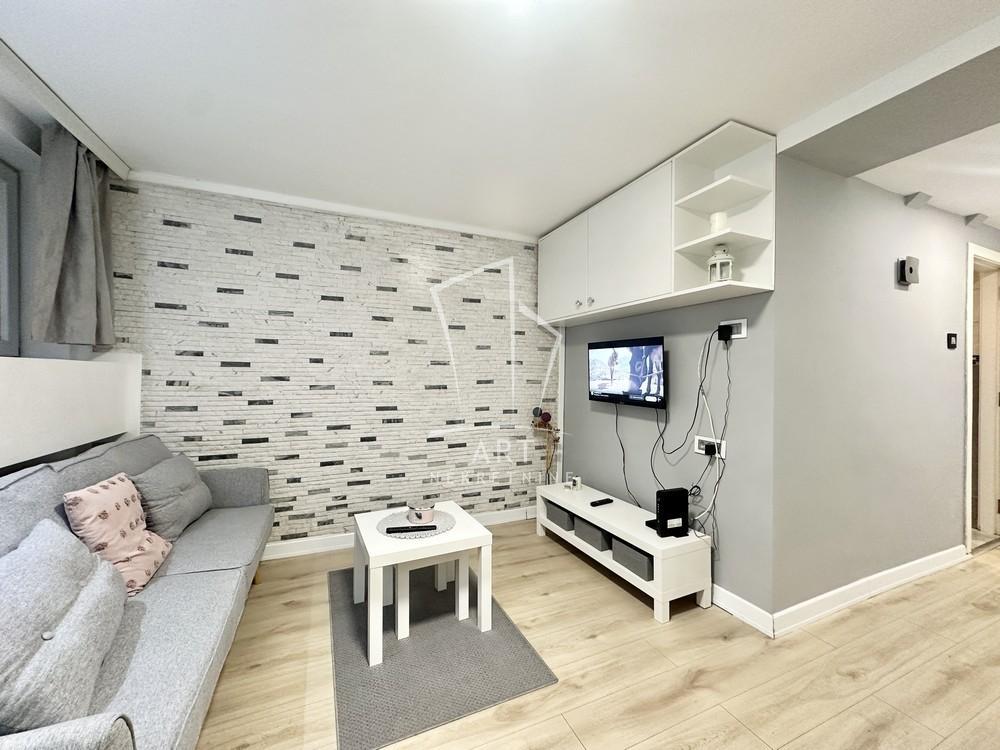 Centar, lux renoviran, mereno 32m2 ID#13236