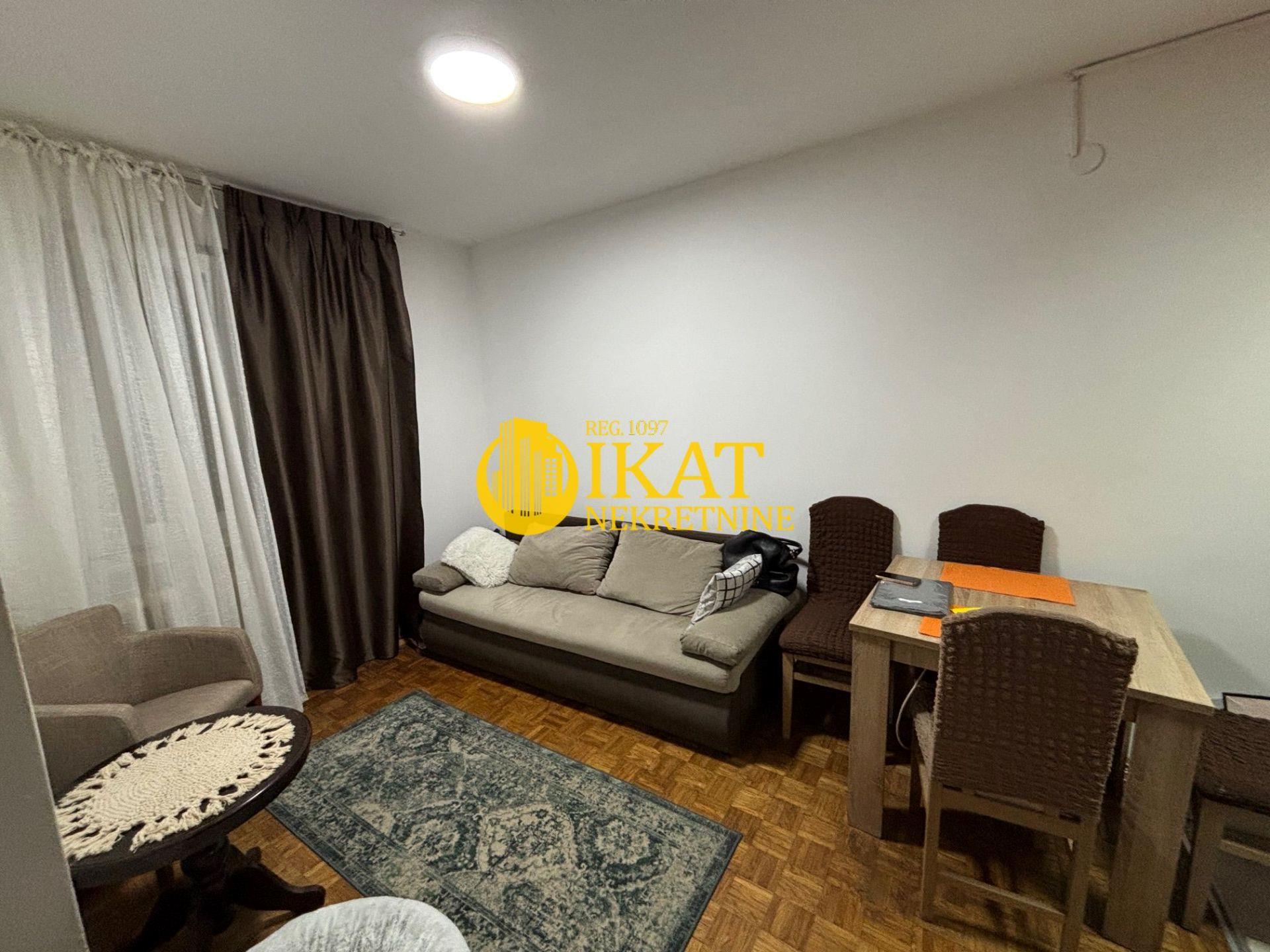 Mirijevo, kod škole Pavle Savić 28m2 + 7m2 terasa, odlična l