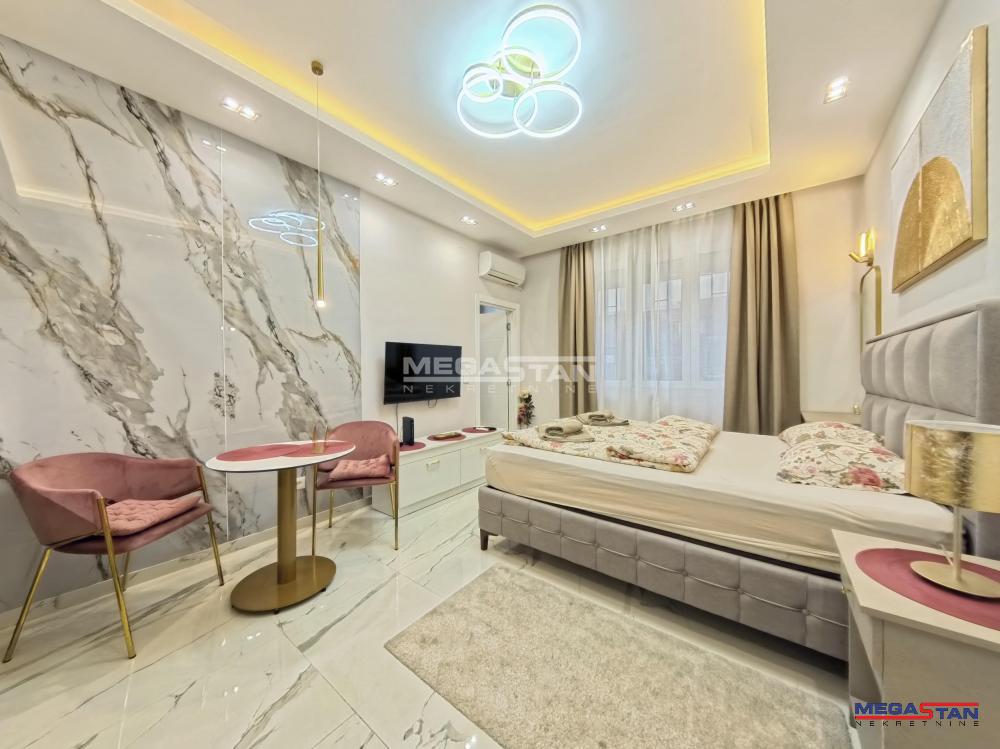 Lux garsonjera, nameštena, odlična pozicija