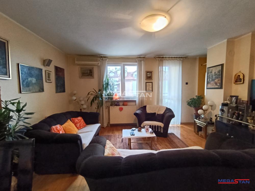 Karaburma, dupleks, odličan