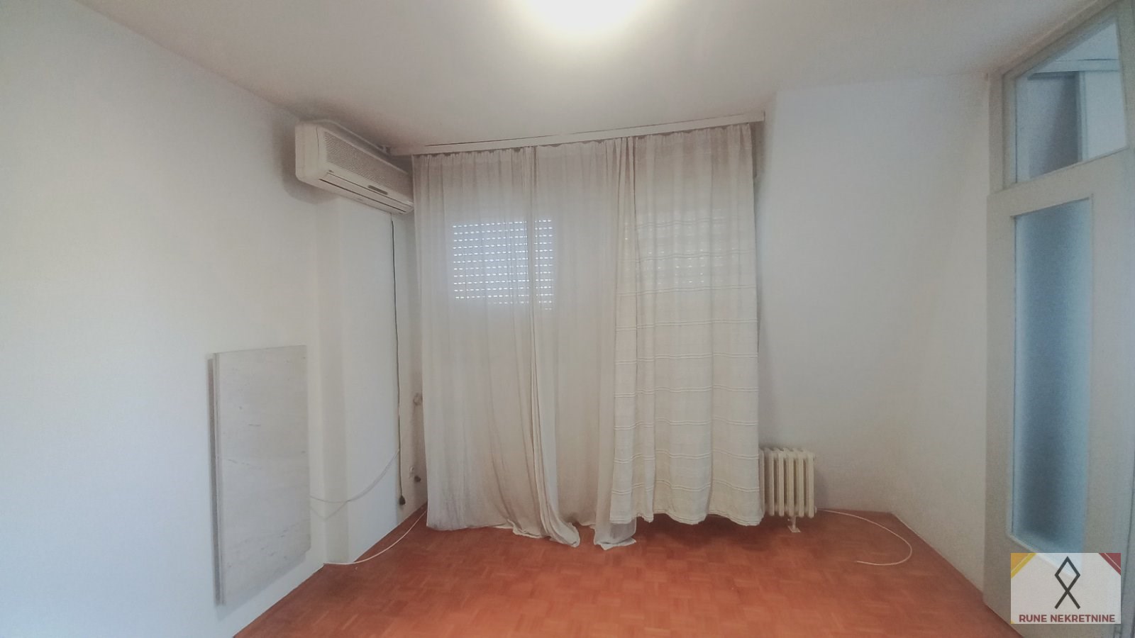 Crveni krst,Vojislava Ilica, lep 2,0 stan od 48m2