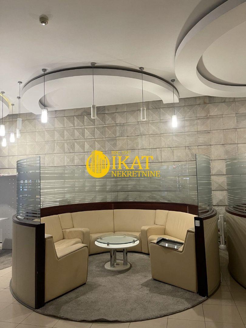 Poslovni prostor nadomak Trga Republike 526,85m2 + pdv ID#48