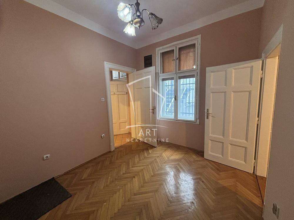 Dorćol, Venizelosova, mereno 52m2 ID#13334
