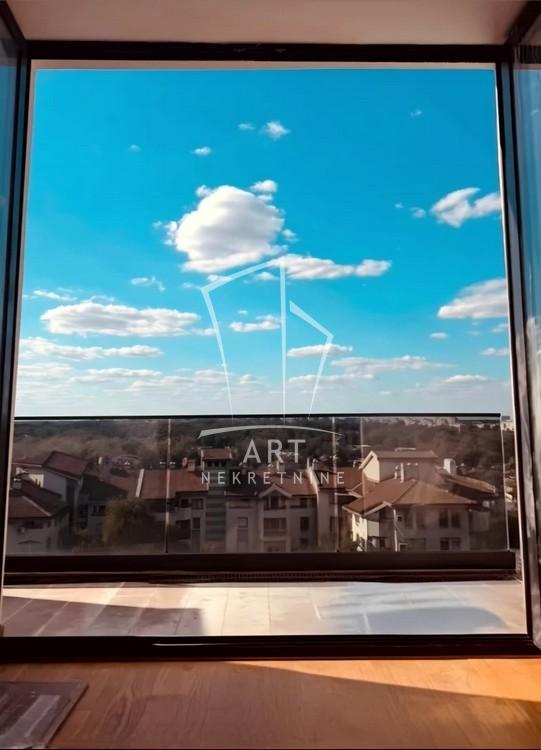 Lux, neuseljavan stan, Banovo brdo ID#13378