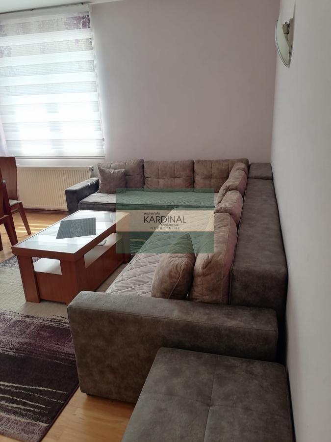 Izdaje se dvoiposoban stan u Jagodini – 70 m²