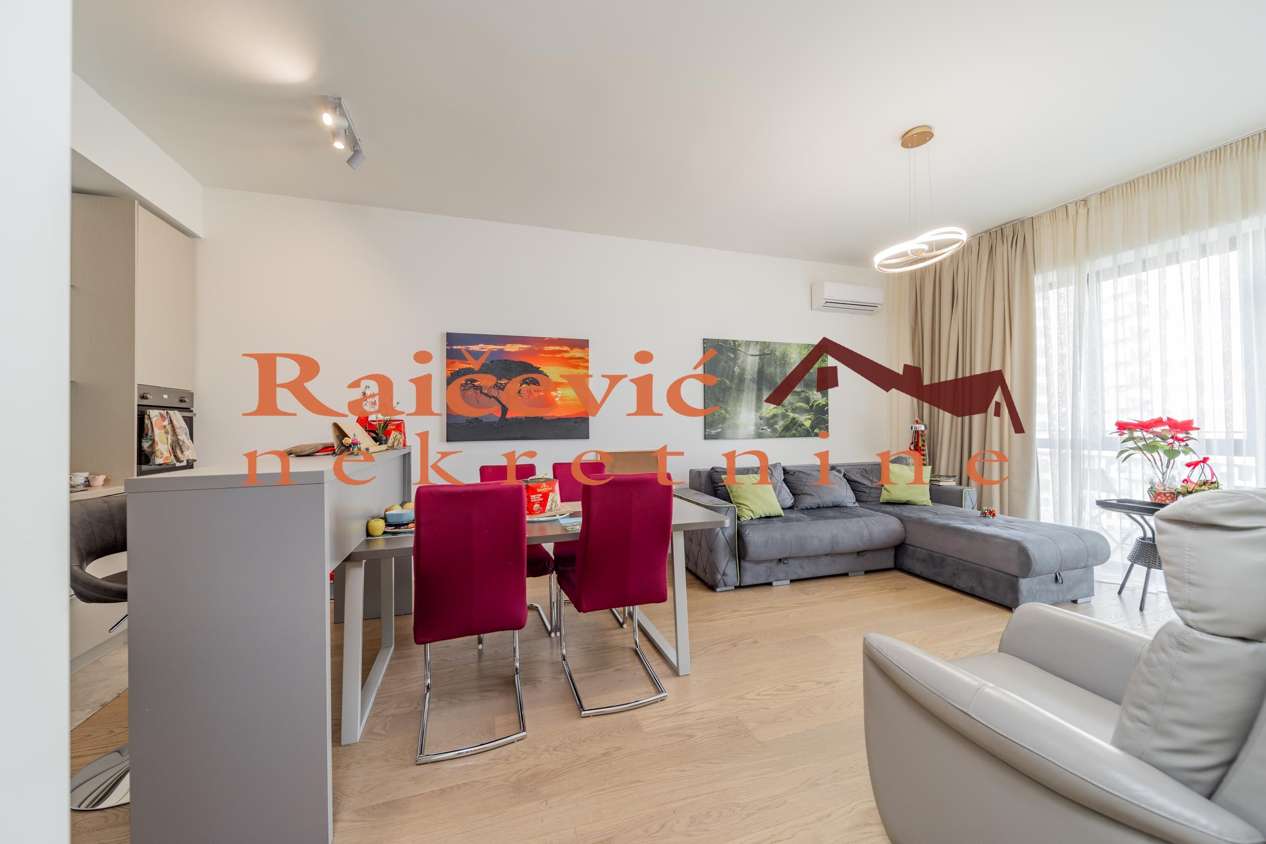 SAVSKI VENAC BEOGRAD NA VODI 110m2 , 2T ,498000e