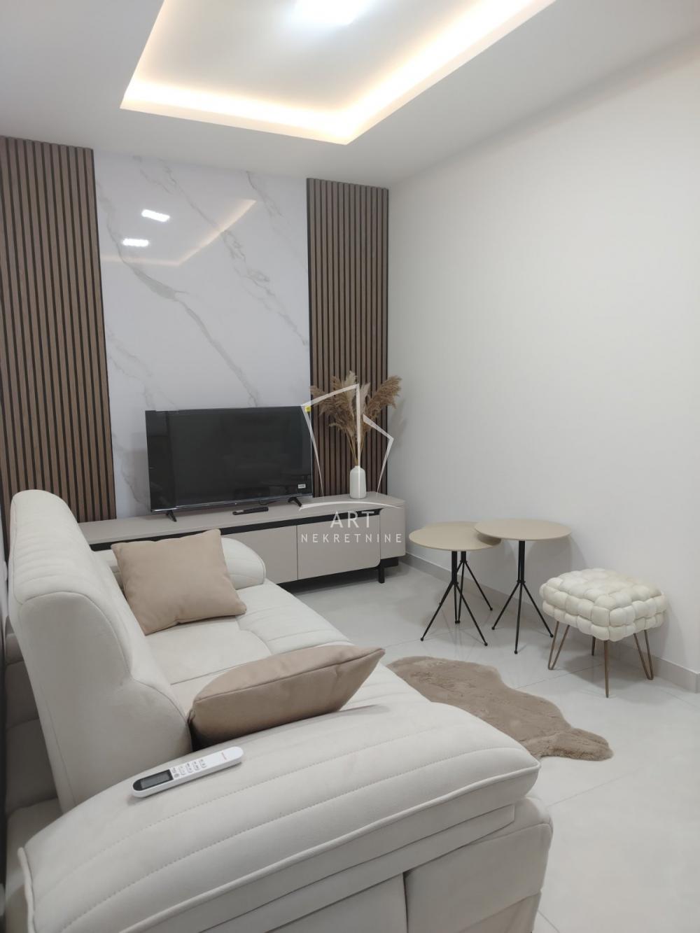 Lux opremljen, nov stan u kući, Ratnih vojnih invalida, Borč