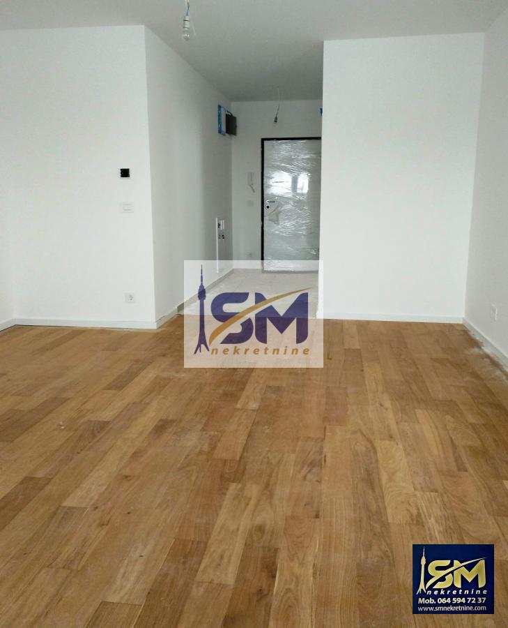 Novi Lux stan 87m2 u srcu Železnika