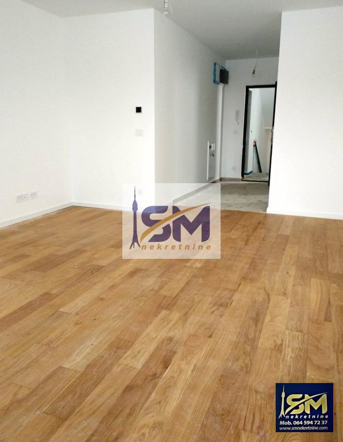 Novi Lux stan 104m2 u srcu Železnika