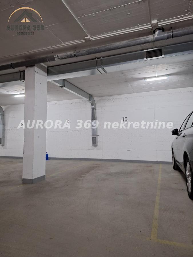 NOVI SAD, BANATIĆ. GARAŽNO MESTO 12m2 NA ODLIČNOJ LOKACIJI