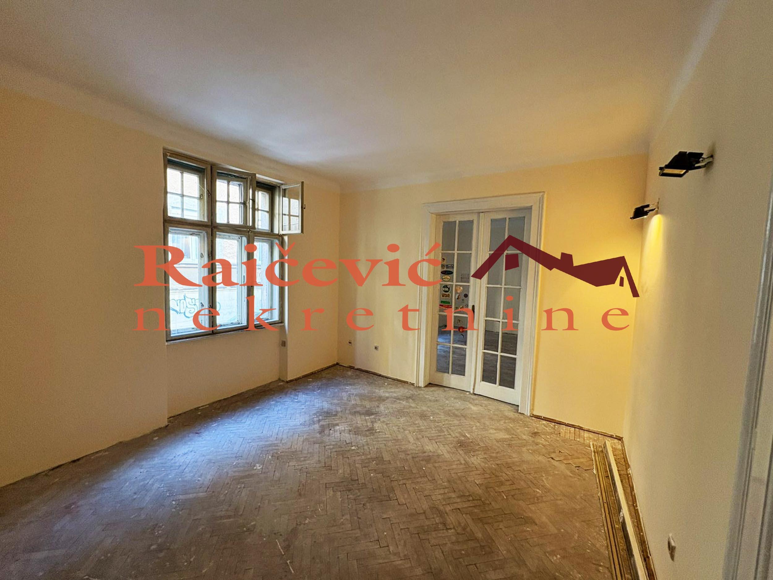 STARI GRAD DORCOL 91m2 , 377000e