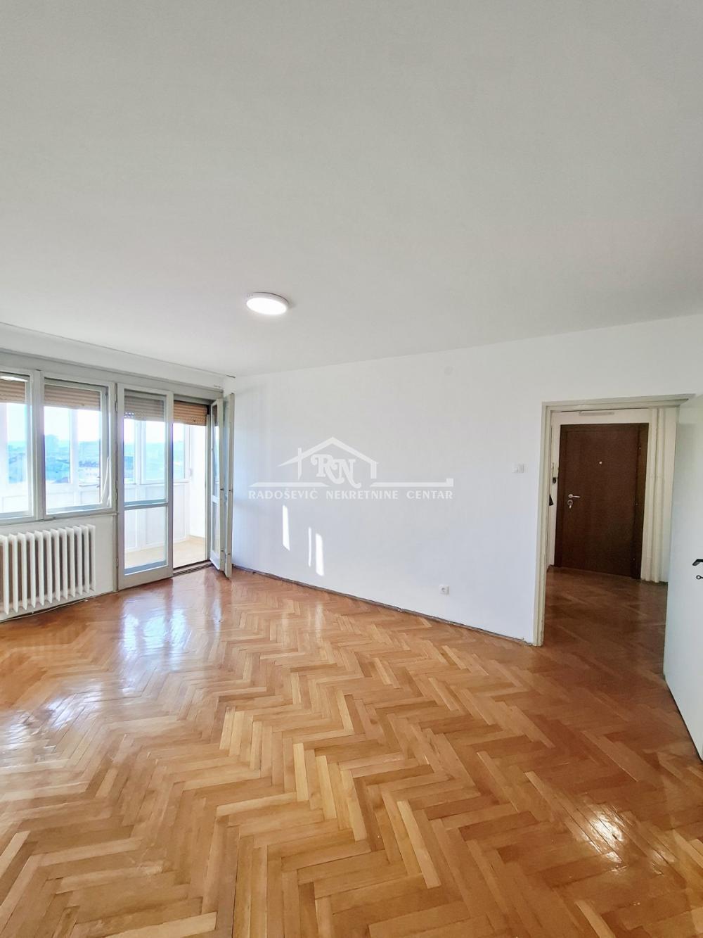 27.Marta, 57m2(L), 7/8, uknjižen ID#1587