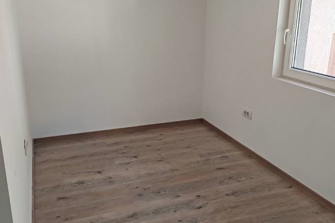 Dupleks 72m2 kod Cvijićeve, sa lokalom u prizemlju