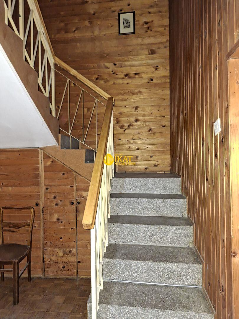 Mirijevo, vertikala kuće, 145m2 + ostava 20 m2 za adaptaciju