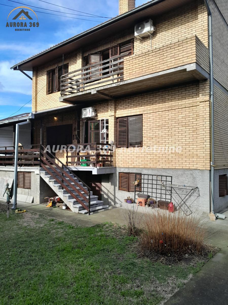 VELIKA I DOBRA KUĆA -FUTOG, NOVI SAD