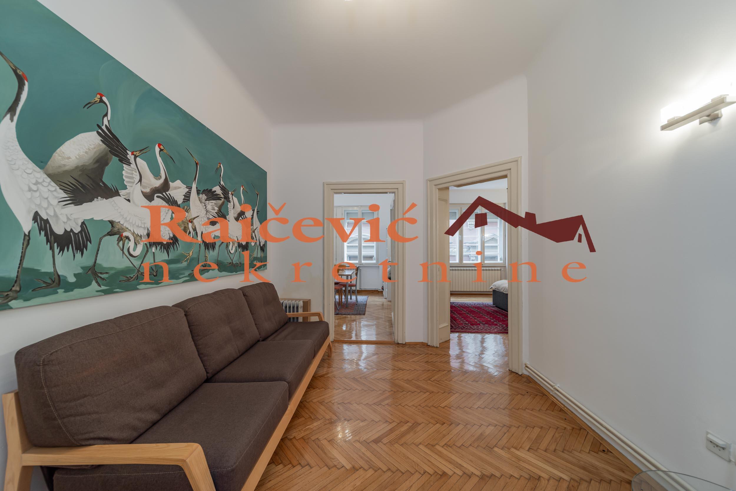 STARI GRAD CENTAR 60m2 , 800e