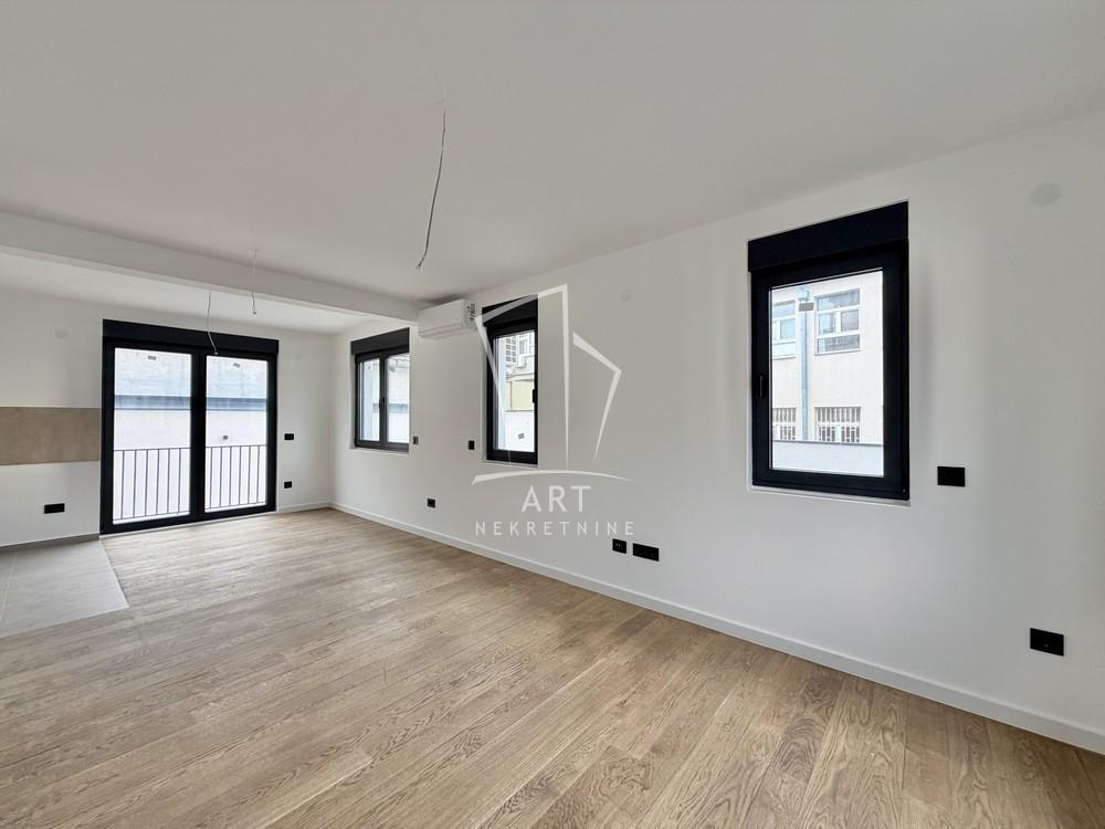 Cvetkova pijaca, novogradnja, sa parking mestom ID#13743