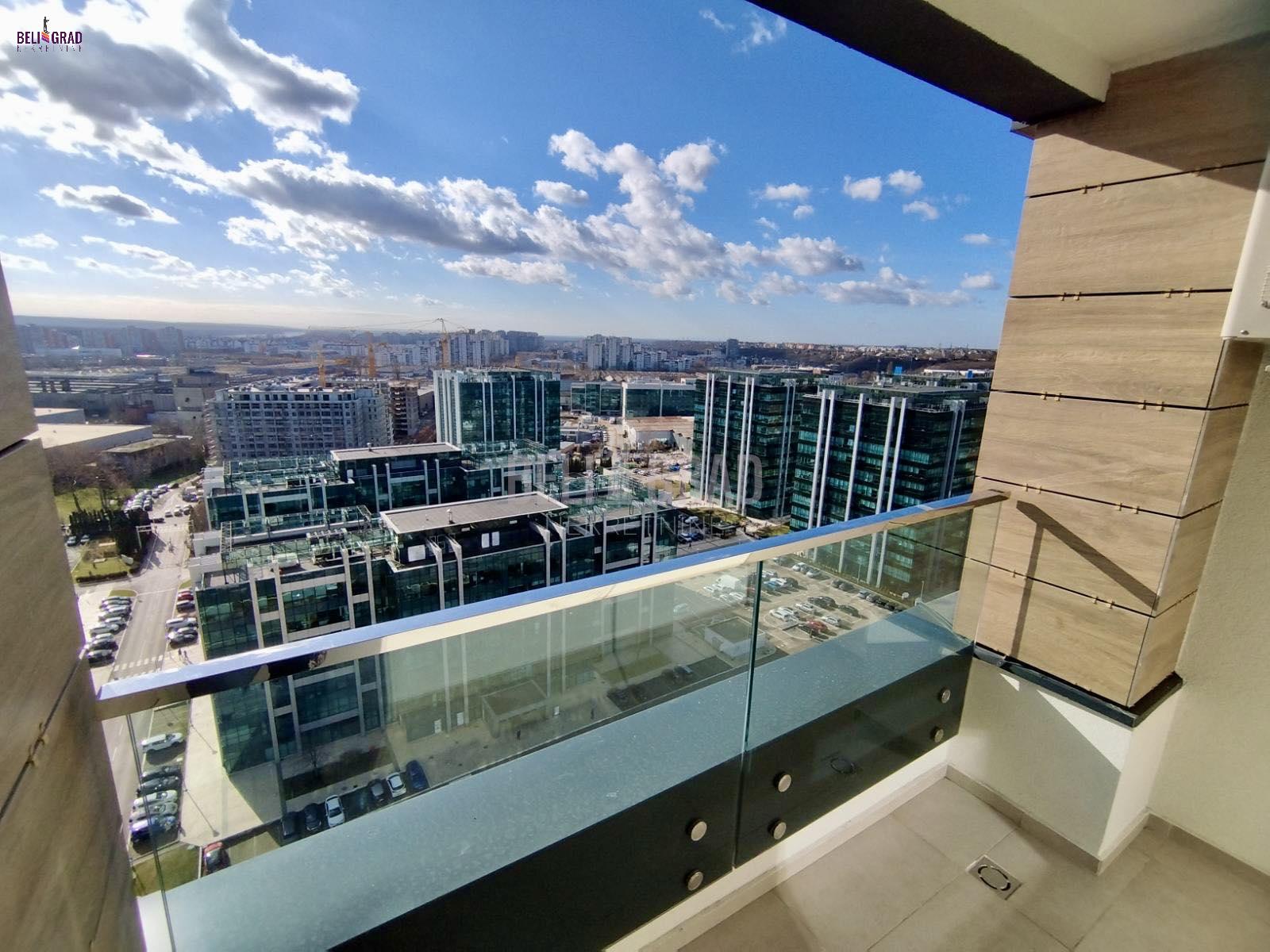 Wellport, Uknjizen, kompletno namesten