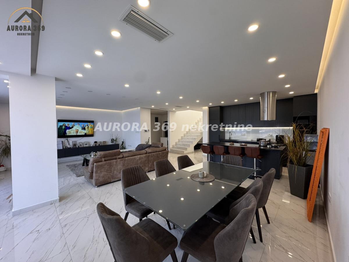 POTPUNO LUX OPREMLJENA KUĆA, NOVI SAD, TATARSKO BRDO