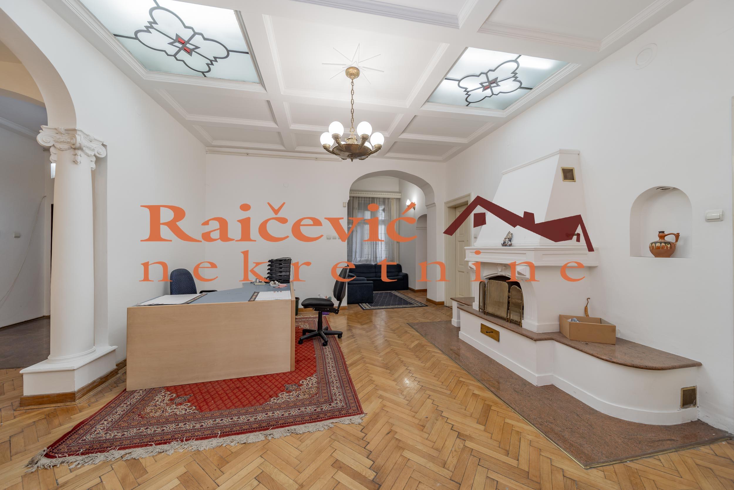 SAVSKI VENAC CENTAR 203m2 , 3T ,855000e