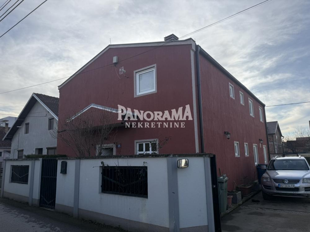 Ekskluzivna ponuda -Lux kuća sa poslovnim prostorom ID#3302