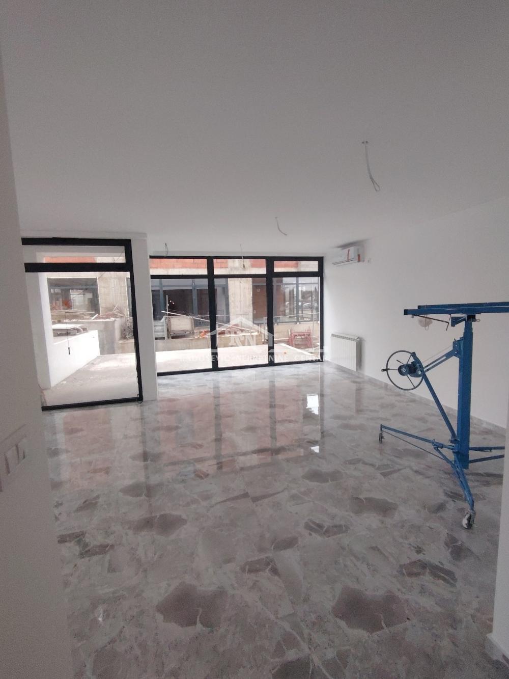 Poslovni prostor  29m2, LUX novogradnja, Obrenovac, Rvati ID